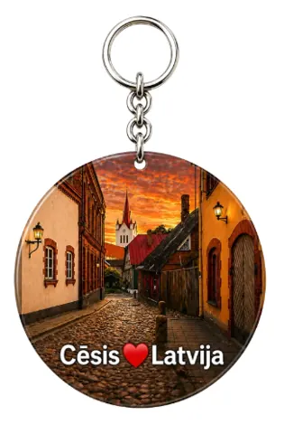 Divslāņu koka atslēgu piekariņš “Cēsis”