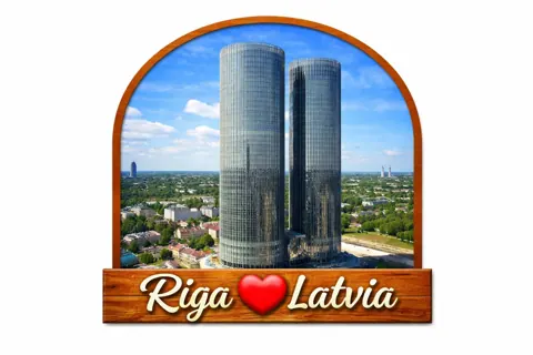 Divslāņu koka magnēts “Rīga”