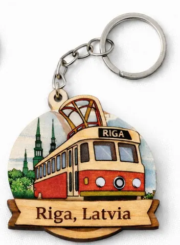 Divslāņu koka atslēgu piekariņš “Rīga”