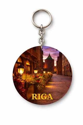 Divslāņu koka atslēgu piekariņš “Rīga”